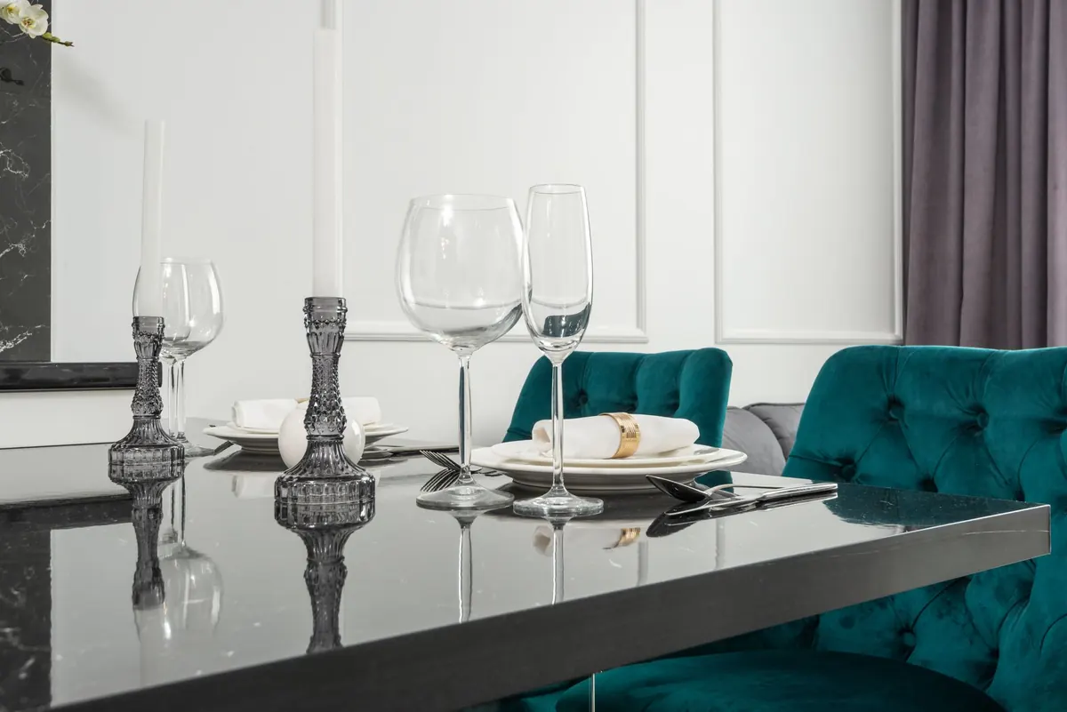 A Checklist for Hosting a Low-Stress Dinner Party